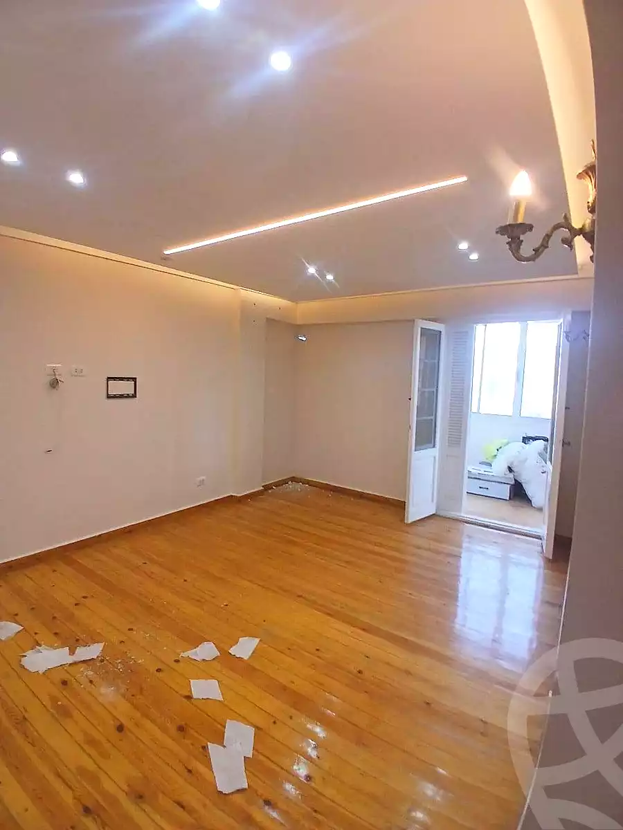 https://aqarmap.com.eg/ar/listing/7373062-for-sale-alexandria-ganaklis