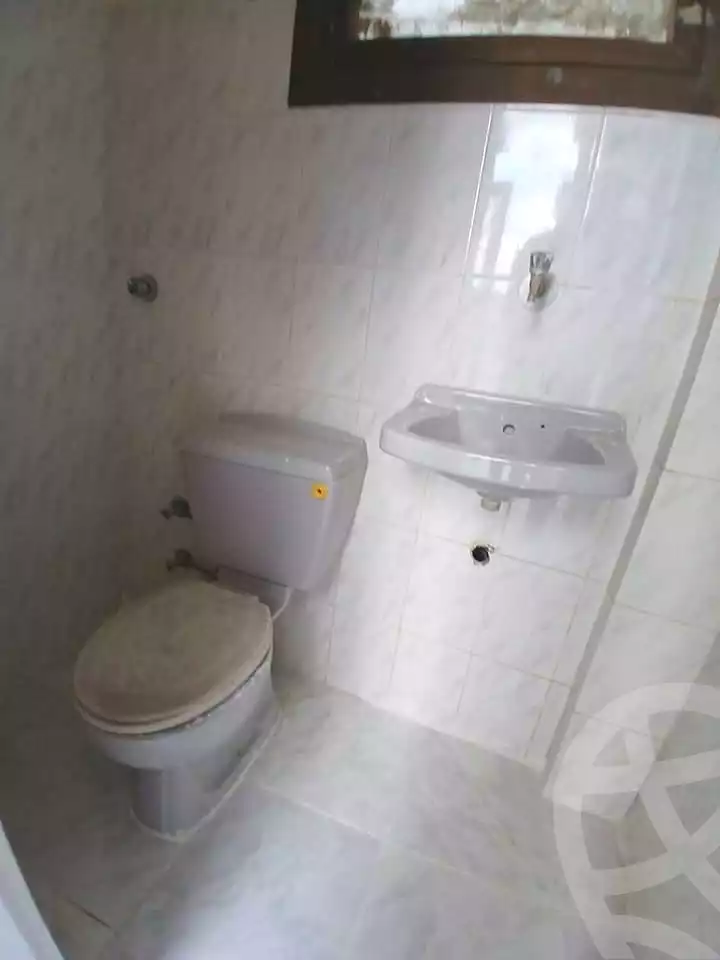 https://aqarmap.com.eg/ar/listing/7373131-for-sale-alexandria-al-agamy-shataa-el-nakheel