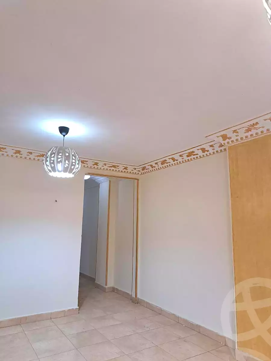 https://aqarmap.com.eg/ar/listing/7373108-for-sale-cairo-6th-of-october-el-ahyaa-neighborhood-2nd-divided-from-al-kafrawei-st
