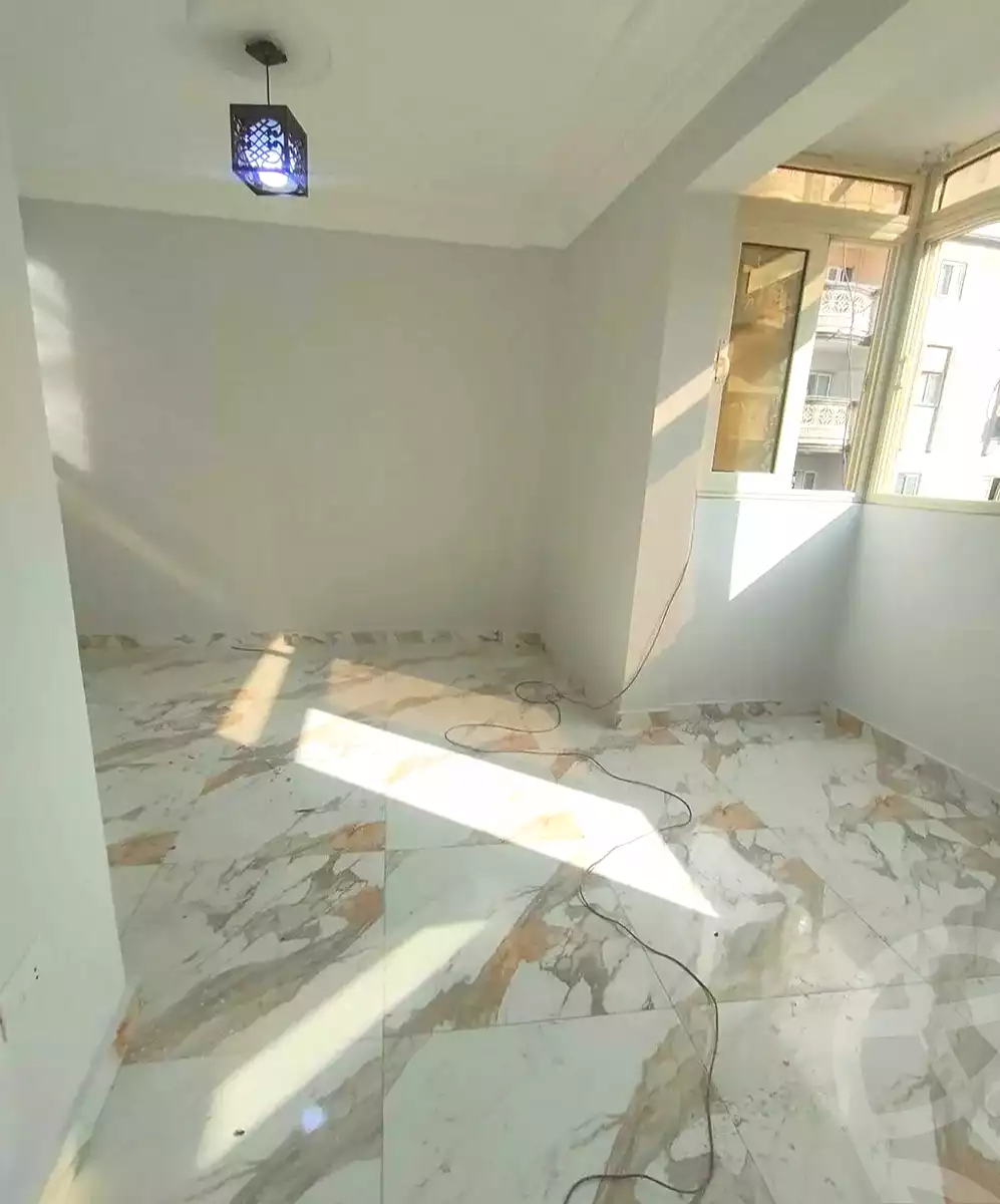 https://aqarmap.com.eg/ar/listing/7373464-for-sale-alexandria-miami-mahmoud-el-isawy-st