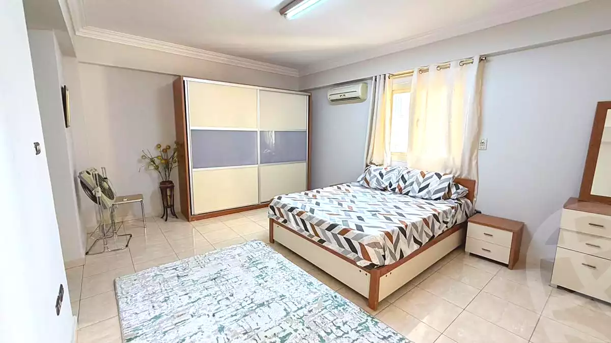 https://aqarmap.com.eg/ar/listing/7373873-for-rent-cairo-6th-of-october-el-ahyaa-neighborhood-7th-ibn-thabit-st
