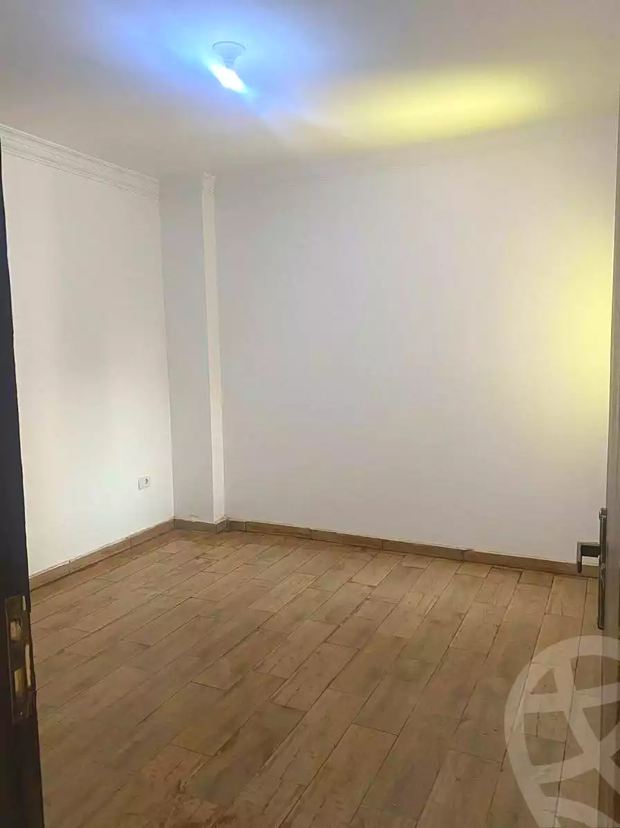 https://aqarmap.com.eg/en/listing/7373883-for-rent-cairo-new-cairo-compounds-mivida-mivida-business-park-emaar