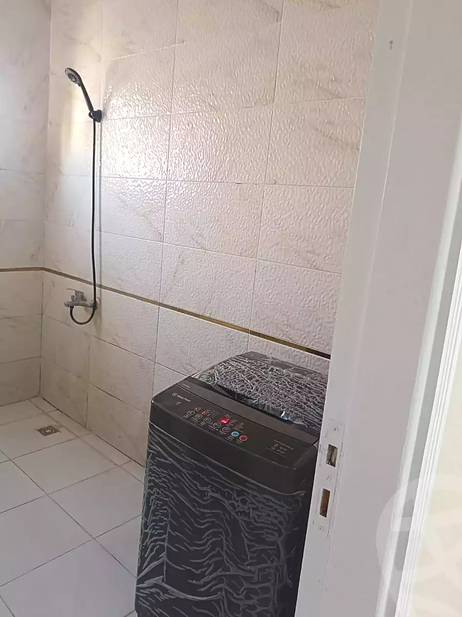 https://aqarmap.com.eg/ar/listing/7373962-for-rent-cairo-6th-of-october-el-ahyaa-neighborhood-1st