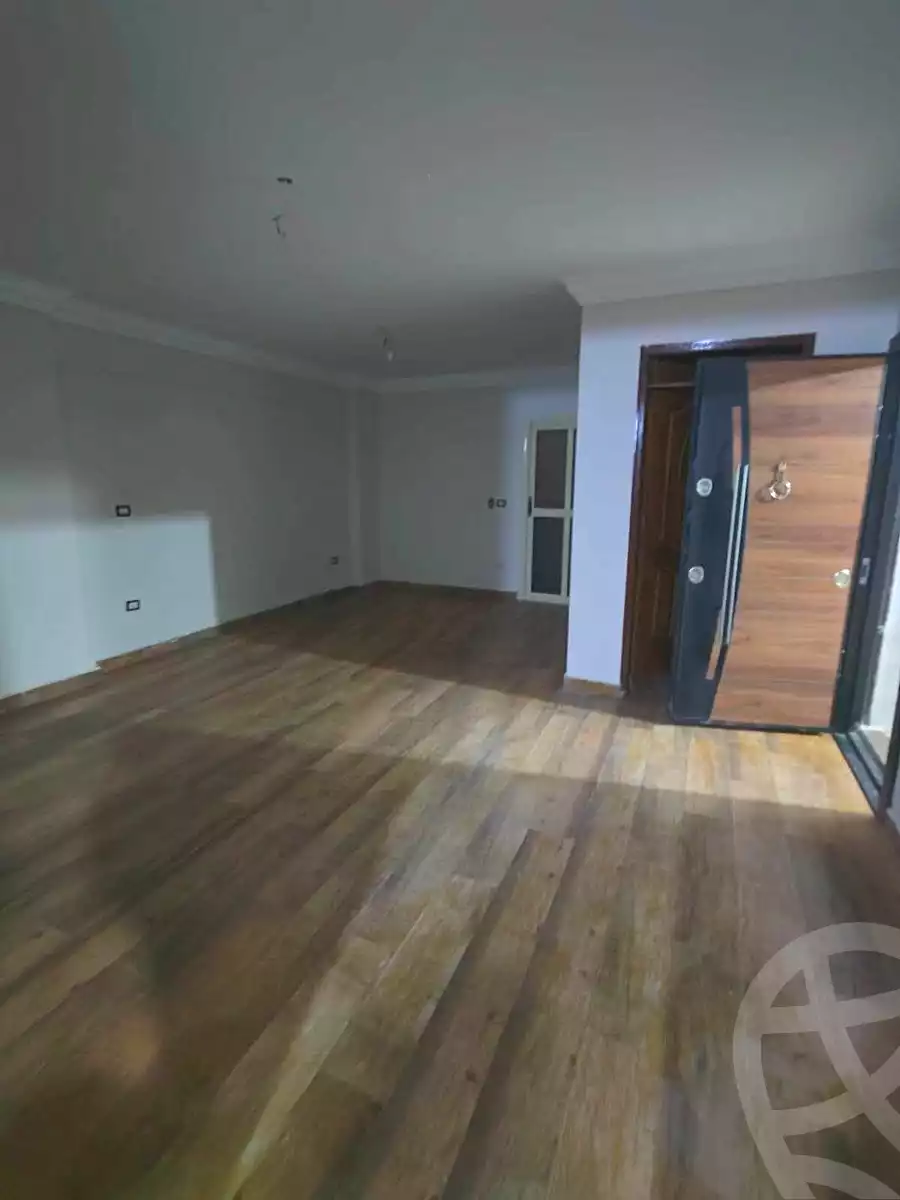 https://aqarmap.com.eg/ar/listing/7374143-for-rent-cairo-ain-shams-mnshy-lthryr
