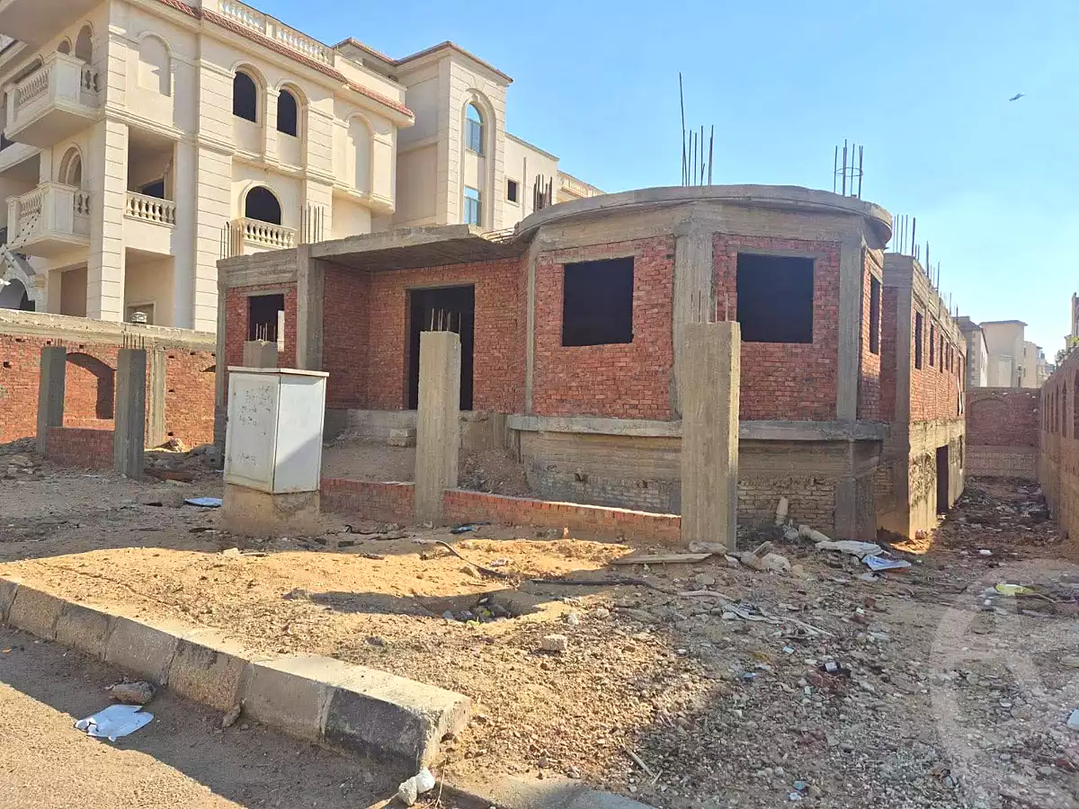 https://aqarmap.com.eg/ar/listing/7374337-for-sale-cairo-el-shorouk-grb-mydn-lshrwq