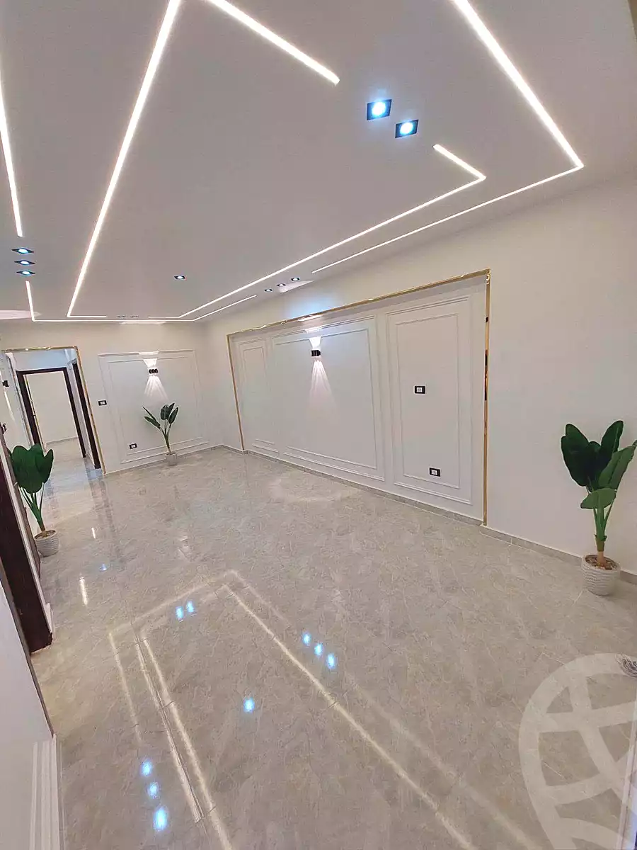 https://aqarmap.com.eg/ar/listing/7374719-for-sale-alexandria-miami-amin-khirat-al-ghandour-st