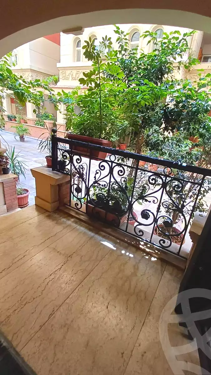 https://aqarmap.com.eg/en/listing/7376101-for-sale-alexandria-smouha
