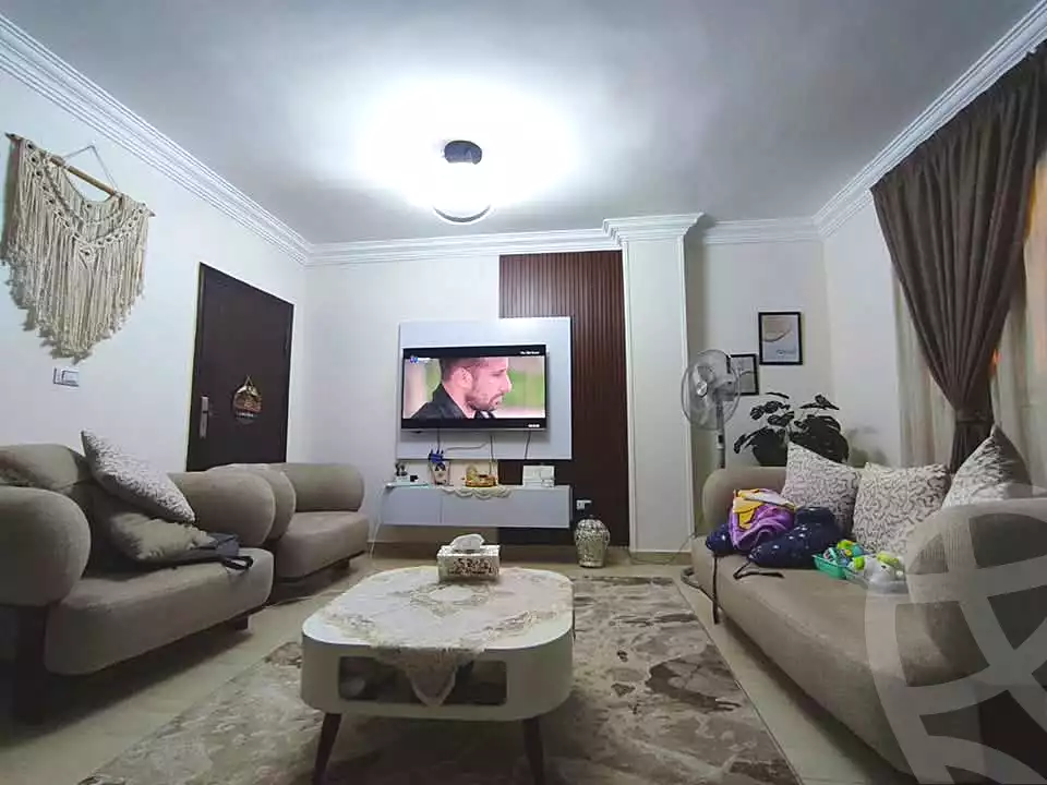 https://aqarmap.com.eg/en/listing/7376558-for-sale-cairo-ain-shams-el-hady-salamah-st