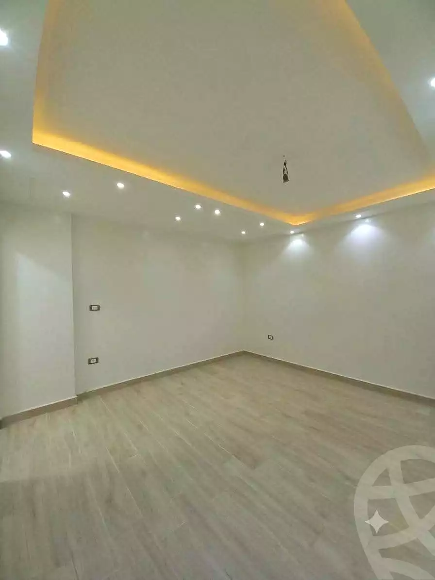 https://aqarmap.com.eg/en/listing/7376700-for-sale-alexandria-al-agamy-lbytsh-mohamed-el-fardi-st