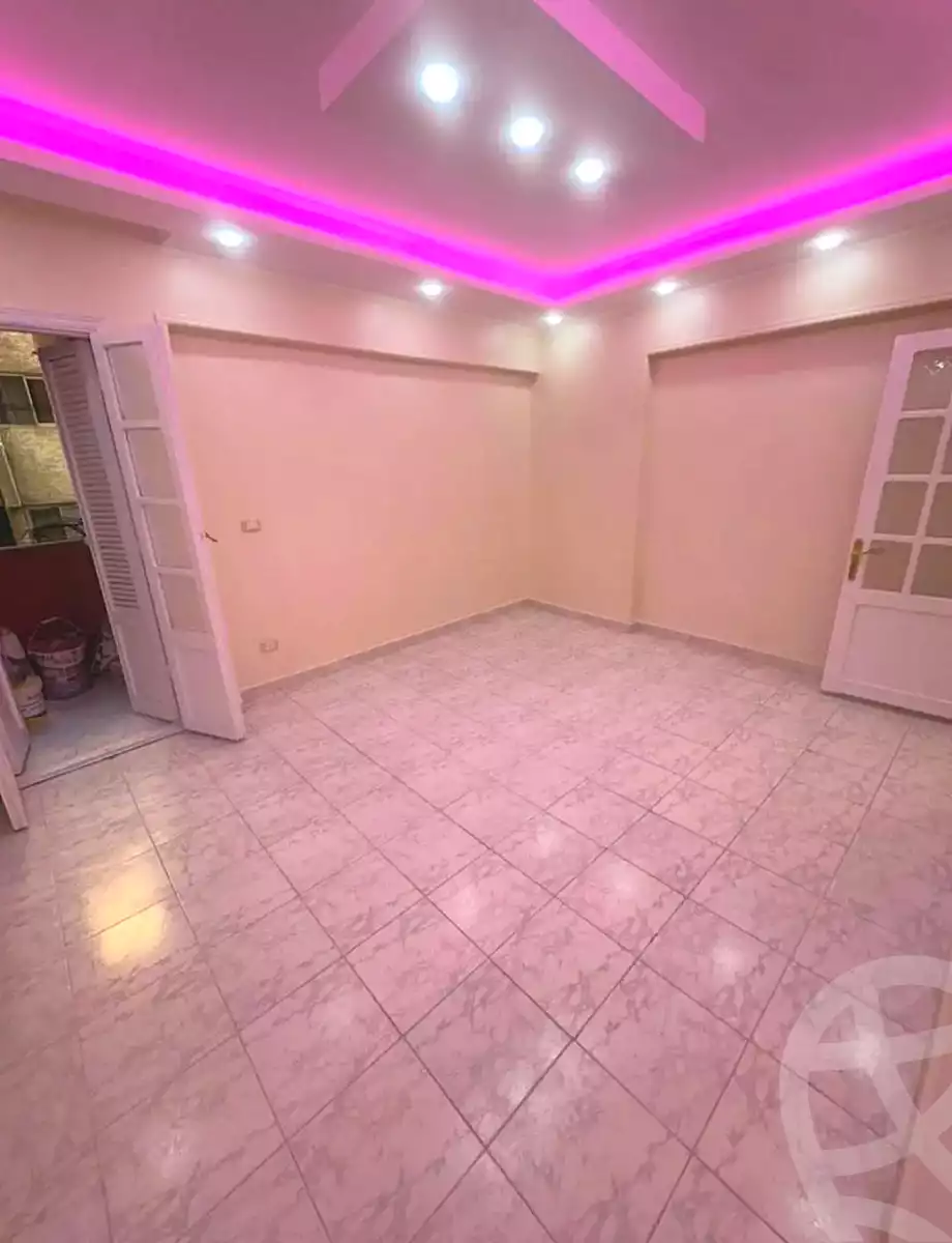 https://aqarmap.com.eg/ar/listing/7377113-for-sale-alexandria-miami-mahmoud-el-isawy-st