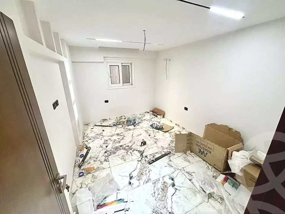https://aqarmap.com.eg/en/listing/7377191-for-sale-alexandria-camp-cesar