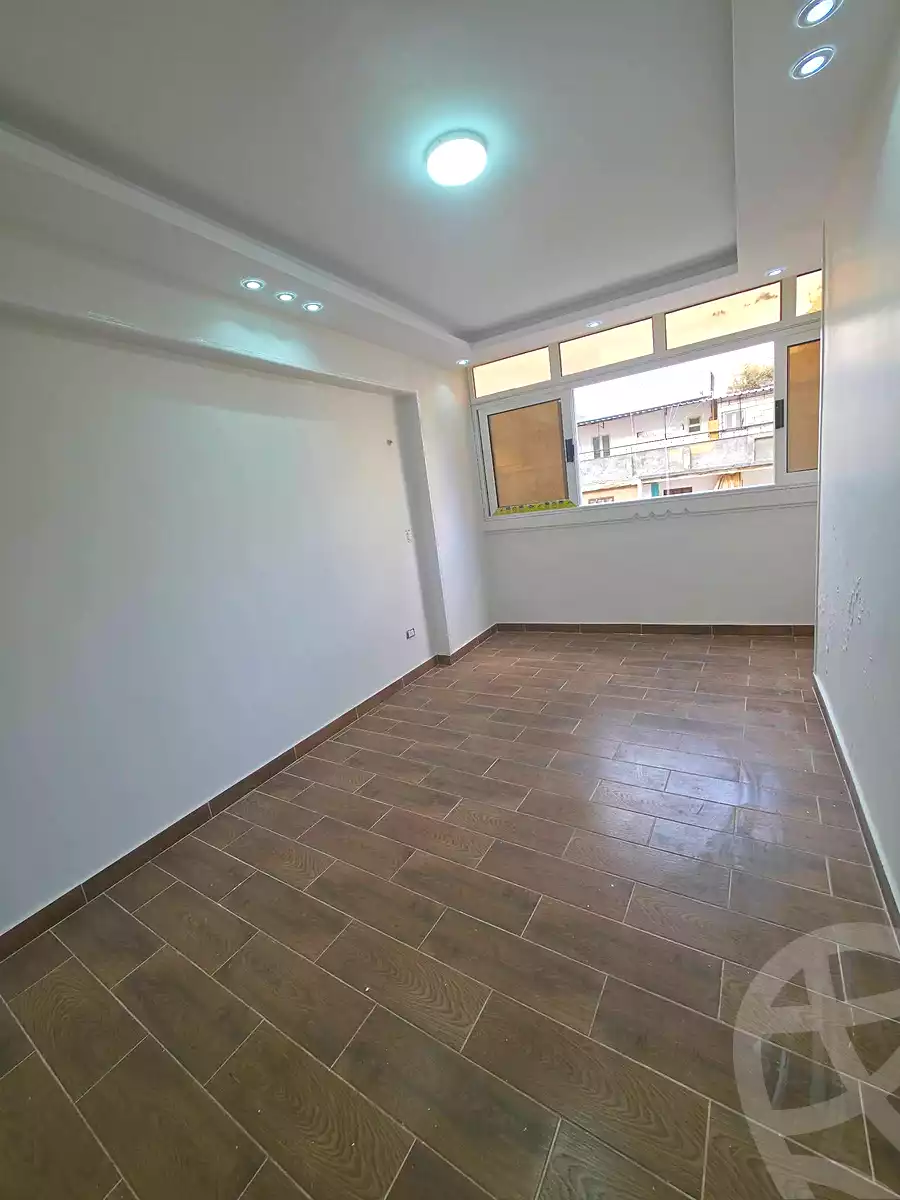 https://aqarmap.com.eg/ar/listing/7377983-for-sale-alexandria-miami-kaad-assrab-al-bhar-st