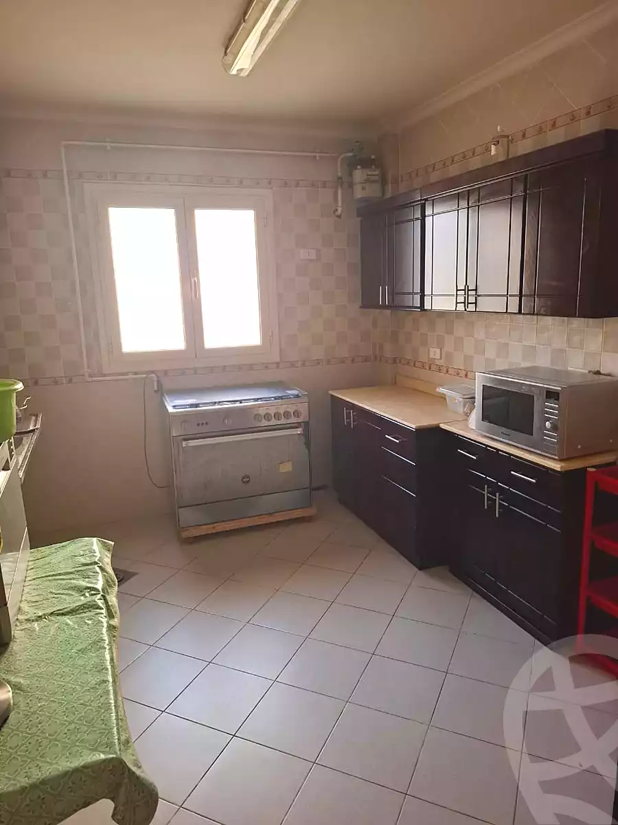 https://aqarmap.com.eg/ar/listing/7378640-for-sale-cairo-new-cairo-first-settlement-neighbourhood-3-ibn-wafed-st