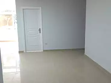 مكاتب للإيجار في ميدان اسوان، العجوزة، 220 متر