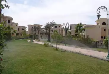 https://aqarmap.com.eg/en/listing/5010680-for-sale-cairo-new-cairo-compounds-golden-heights-1