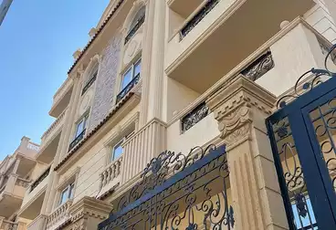 شقق للبيع - 3 غرف - بالدور 3