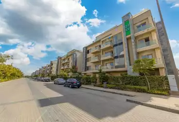 https://aqarmap.com.eg/ar/listing/4856924-for-sale-cairo-new-cairo-compounds-galleria-mall-arabia