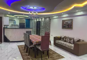 Furnished Apartment For rent - 10 rooms - floor 7