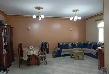 شقق للبيع - 3 غرف - بالدور 1