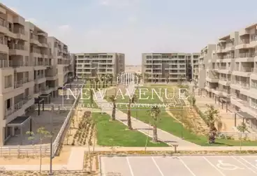 Apartment with Garden For sale in Capital Gardens Compound - Palm Hills