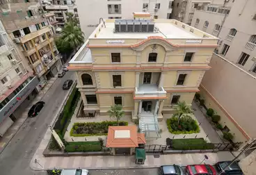 Apartments For rent in El Sultan Hussein St.