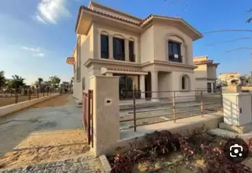 Separate Villa For sale in Madinaty Entrance 1