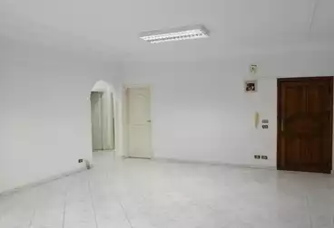 https://aqarmap.com.eg/ar/listing/4773980-for-rent-cairo-hdyq-lhrm--mntq-z