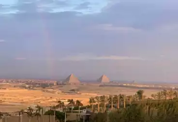 Apartment Overlooking Pyramids with Kitchen Appliances and ACs