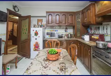 Apartment for sale, 270 m, Smouha (first apartment)