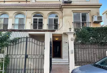 Twin House For sale in Zayed 2000 Compound - Dorra