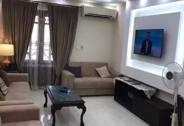 https://aqarmap.com.eg/en/listing/4910848-for-rent-cairo-new-cairo-lrhb-city-phase-5-ibn-rushd-st