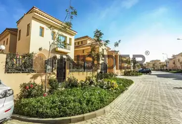 https://aqarmap.com.eg/en/listing/4910983-for-sale-cairo-new-cairo-compounds-hyde-park-cluster-9-hyde-park