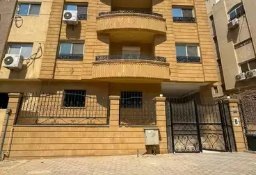 https://aqarmap.com.eg/ar/listing/4908171-for-sale-cairo-new-cairo-south-investors-zizinia-st