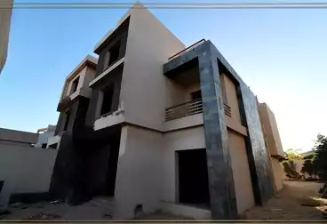 Twin House For sale in El Karma 4 Compound - Badr El Din