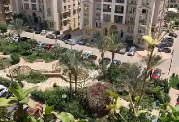 https://aqarmap.com.eg/en/listing/4931811-for-sale-cairo-el-maadi-compounds-el-baron-city