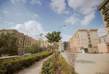 https://aqarmap.com.eg/ar/listing/4932579-for-sale-cairo-new-cairo-compounds-hyde-park-park-corner-hyde-park