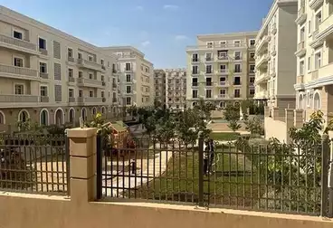 https://aqarmap.com.eg/en/listing/4950847-for-sale-cairo-new-cairo-compounds-hyde-park-centre-ville-hyde-park