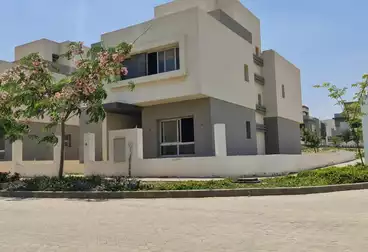 Standalone Villa for Sale in Hyde Park New Cairo - Ready To Move