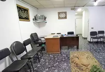 Administrative headquarters of 90 square meters for sale in Dokki, Ministry of Agriculture Street