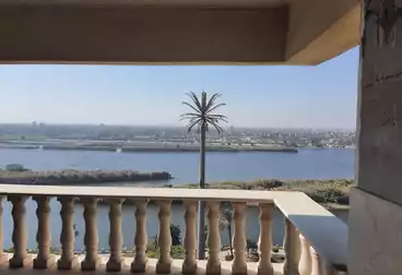 Distinctive apartment with Nile view for sale in Maadi Corniche, super deluxe