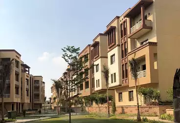 For sale Fully finished Apartment in Green 5 Compound - October