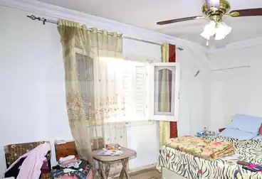 https://aqarmap.com.eg/ar/listing/4957903-for-sale-alexandria-kafr-abdo-kafr-abdou-st