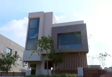 Twin House For sale in Vinci Compound - Misr Italia 