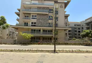 https://aqarmap.com.eg/ar/listing/4990267-for-sale-cairo-new-cairo-compounds-mwntn-fyw-y-syty-club-park-mountain-view-icity