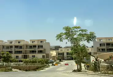 https://aqarmap.com.eg/en/listing/4996168-for-sale-cairo-new-cairo-compounds-mwntn-fyw-y-syty-club-park-mountain-view-icity