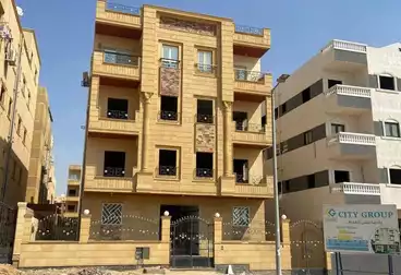 Apartment for sale with garden, ground floor, area 120 m, installments up to 4 years