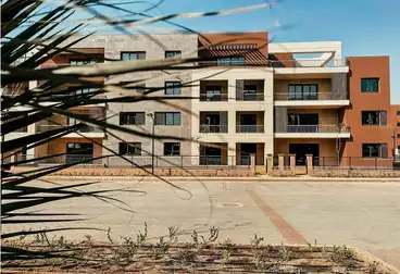 Apartment with Garden For sale - 3 rooms - floor 0