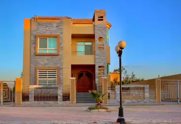 https://aqarmap.com.eg/ar/listing/4999672-for-sale-cairo-el-sheikh-zayed-city-lshykh-zyd-ljdyd-kmbwnd-jryn-syty