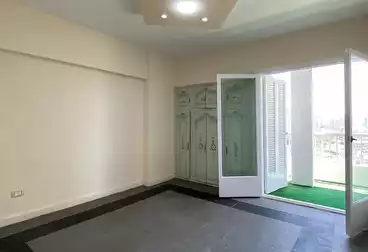 https://aqarmap.com.eg/ar/listing/5005923-for-sale-alexandria-sidi-gaber-shr-sydy-jbr