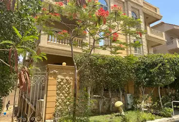 https://aqarmap.com.eg/en/listing/5009400-for-sale-cairo-new-cairo-ganob-el-akadamiya-south-academy-a-abo-zarr-el-ghifari-st